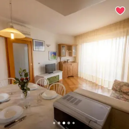 Gli Esagoni Apartment Massa (Tuscany)